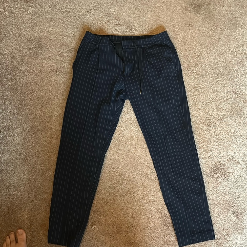 Seneca Navy Pinstripe Dress Jogger Pants Medium